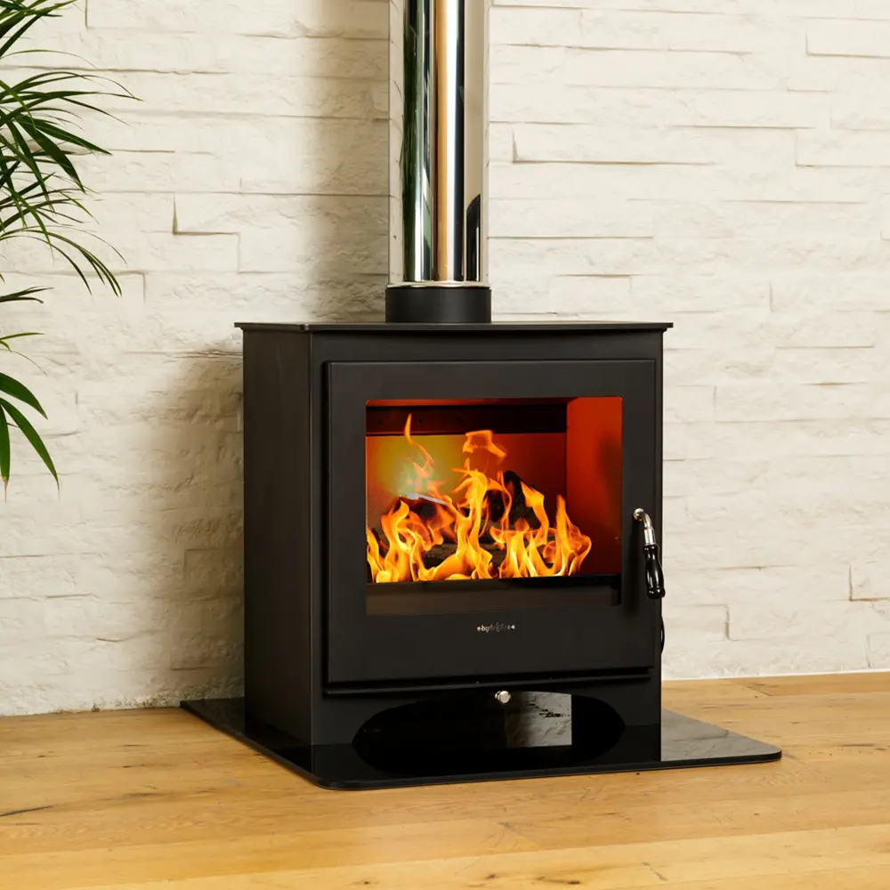 Hydrofire Stella Combustion Stove (7-15kW)