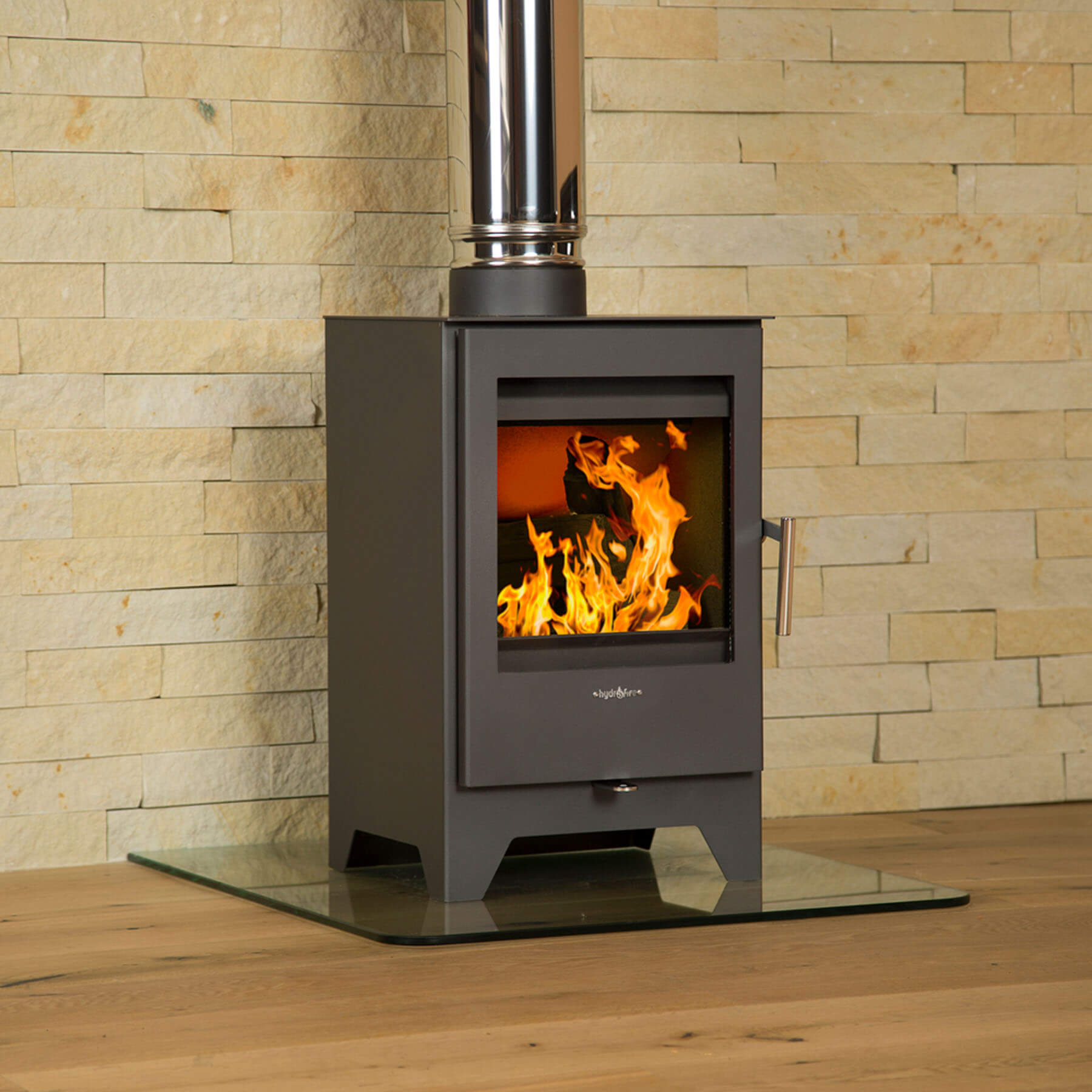 Hydrofire Parma L Combustion Stove (5kW)
