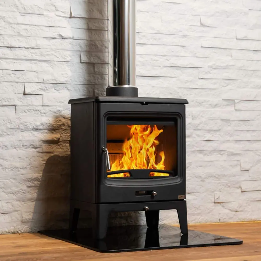 Hydrofire Juna Cast Iron Combustion Stove (8kW)